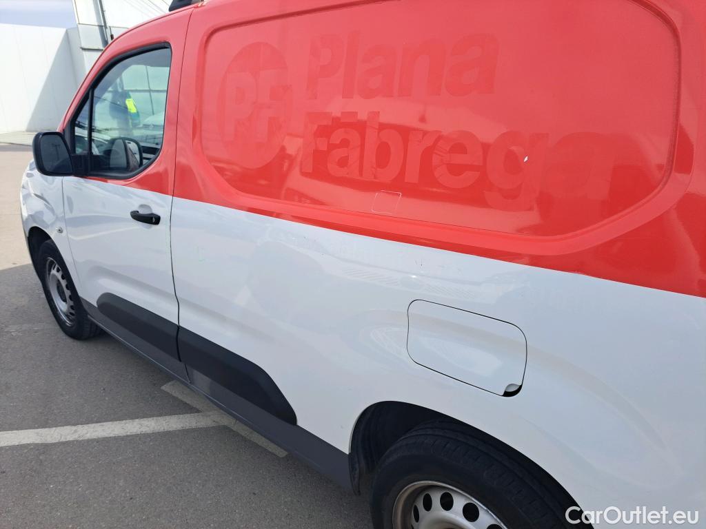  Citroen  Berlingo CITROEN  / 2018 / 4P / furgón derivado de turismo Talla M BlueHDi 130 CLUB #12