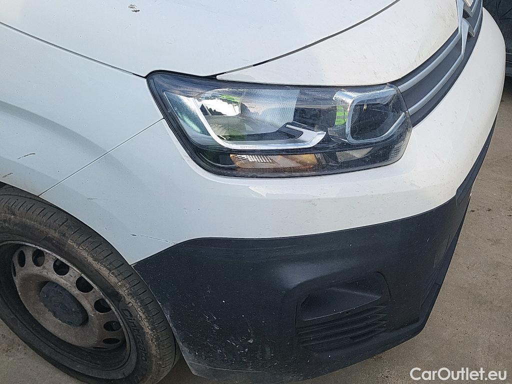  Citroen  Berlingo CITROEN  / 2018 / 4P / furgón derivado de turismo Talla XL BlueHDi 100 CONTROL #16