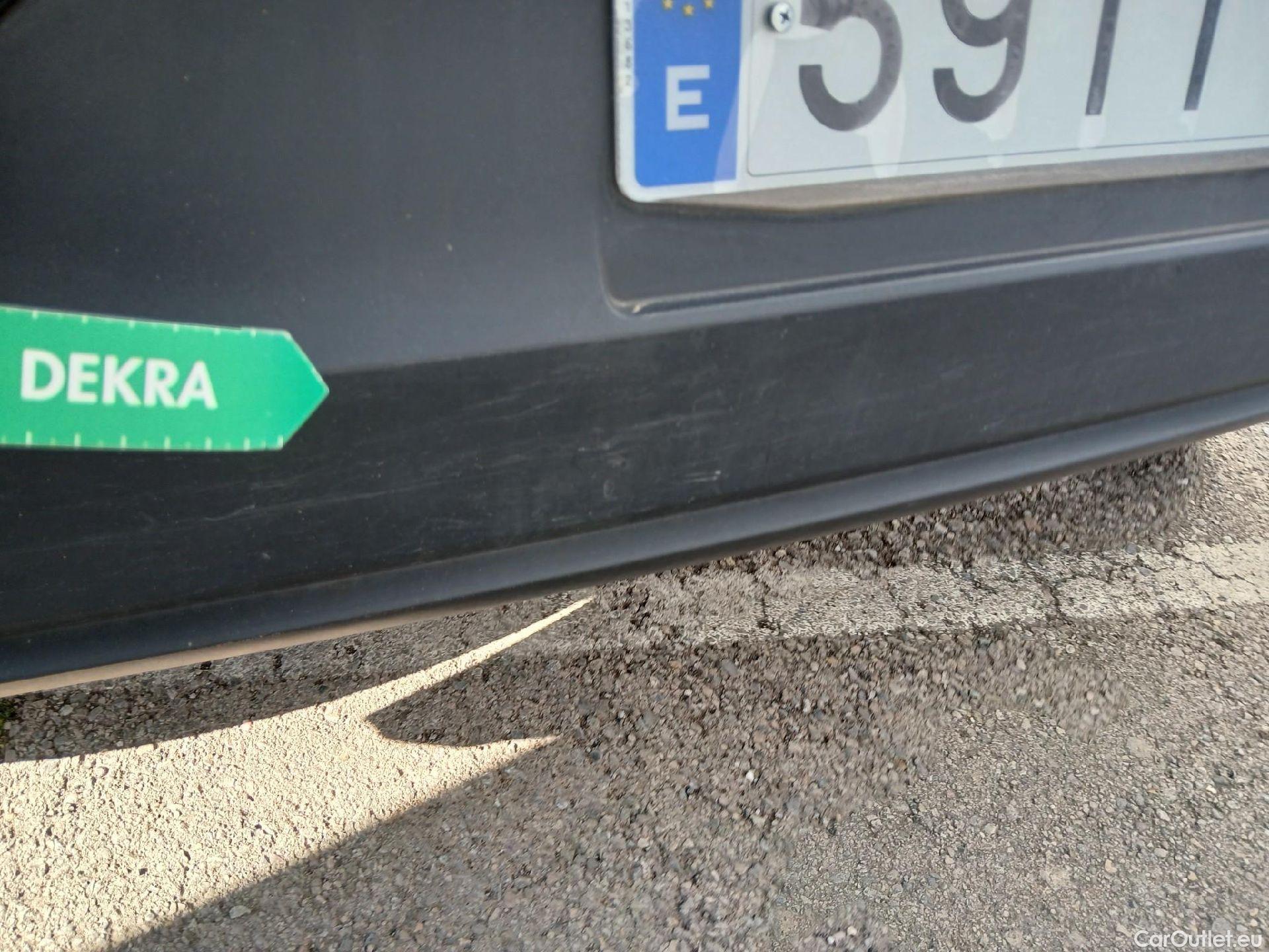  Toyota  Aygo X TOYOTA  Cross / 2022 / 5P / todoterreno 1.0 VVT-I 72CV Play #32