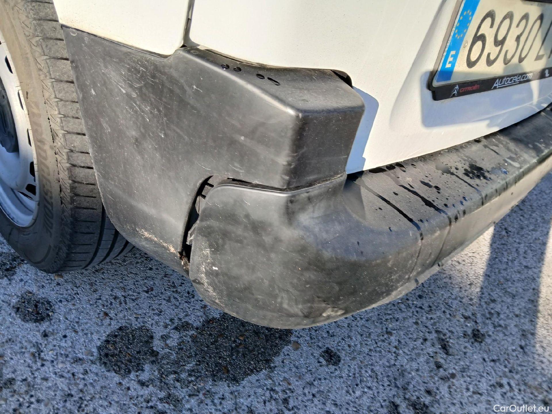  Citroen  Berlingo CITROEN  / 2018 / 3P / furgón derivado de turismo Talla M BlueHDi 100 CONTROL #30