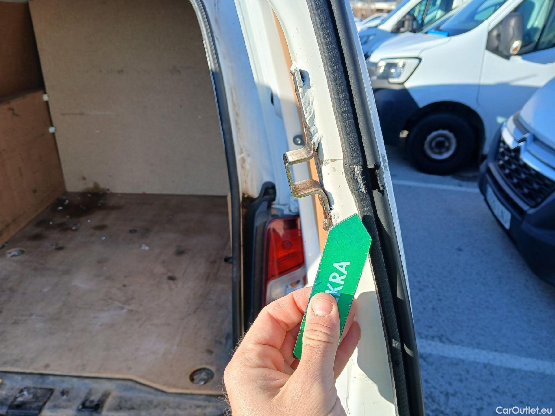  Citroen  Berlingo CITROEN  / 2018 / 3P / furgón derivado de turismo Talla M BlueHDi 100 CONTROL #8