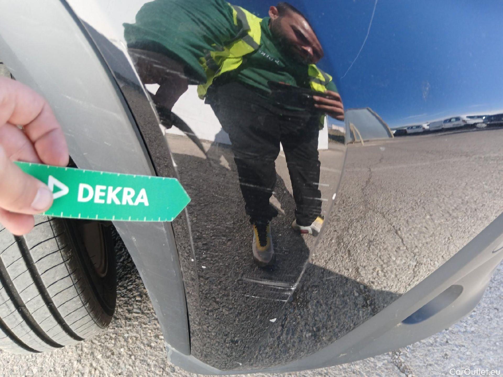  Toyota  Aygo X TOYOTA  Cross / 2022 / 5P / todoterreno 1.0 VVT-I 72CV Play #6