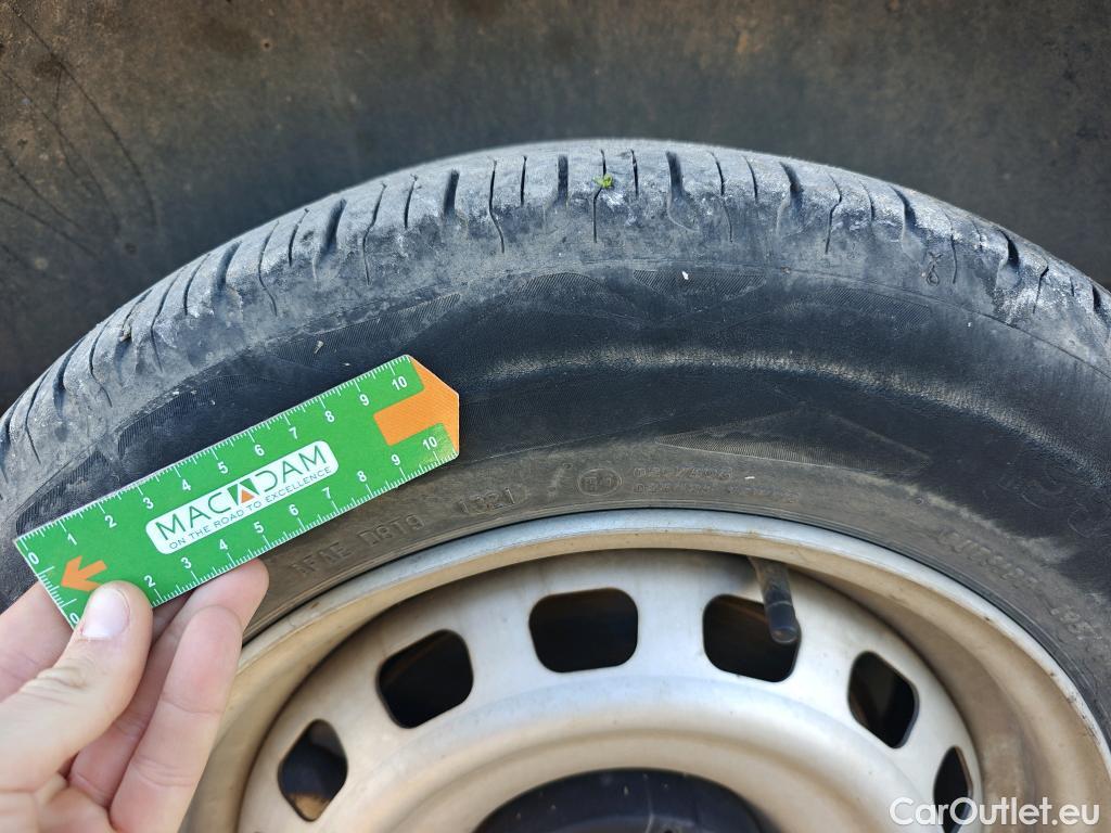  Citroen  Berlingo CITROEN  / 2018 / 3P / furgón derivado de turismo Talla M PureTech 110 CONTROL #61