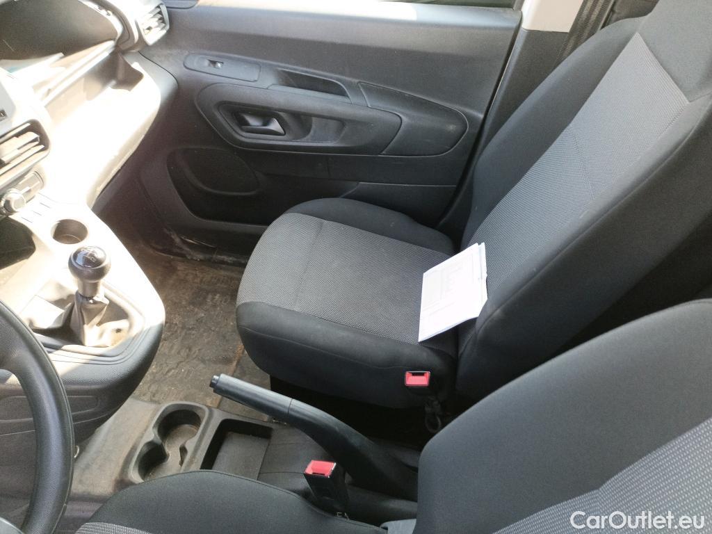  Citroen  Berlingo CITROEN  / 2018 / 3P / furgón derivado de turismo Talla M BlueHDi 100 CONTROL #27