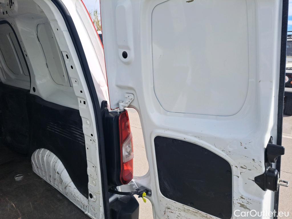  Citroen  Berlingo CITROEN  / 2018 / 4P / furgón derivado de turismo Talla M BlueHDi 130 CLUB #4