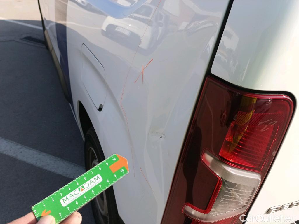  Citroen  Berlingo CITROEN  / 2018 / 3P / furgón derivado de turismo Talla M BlueHDi 100 CONTROL #4