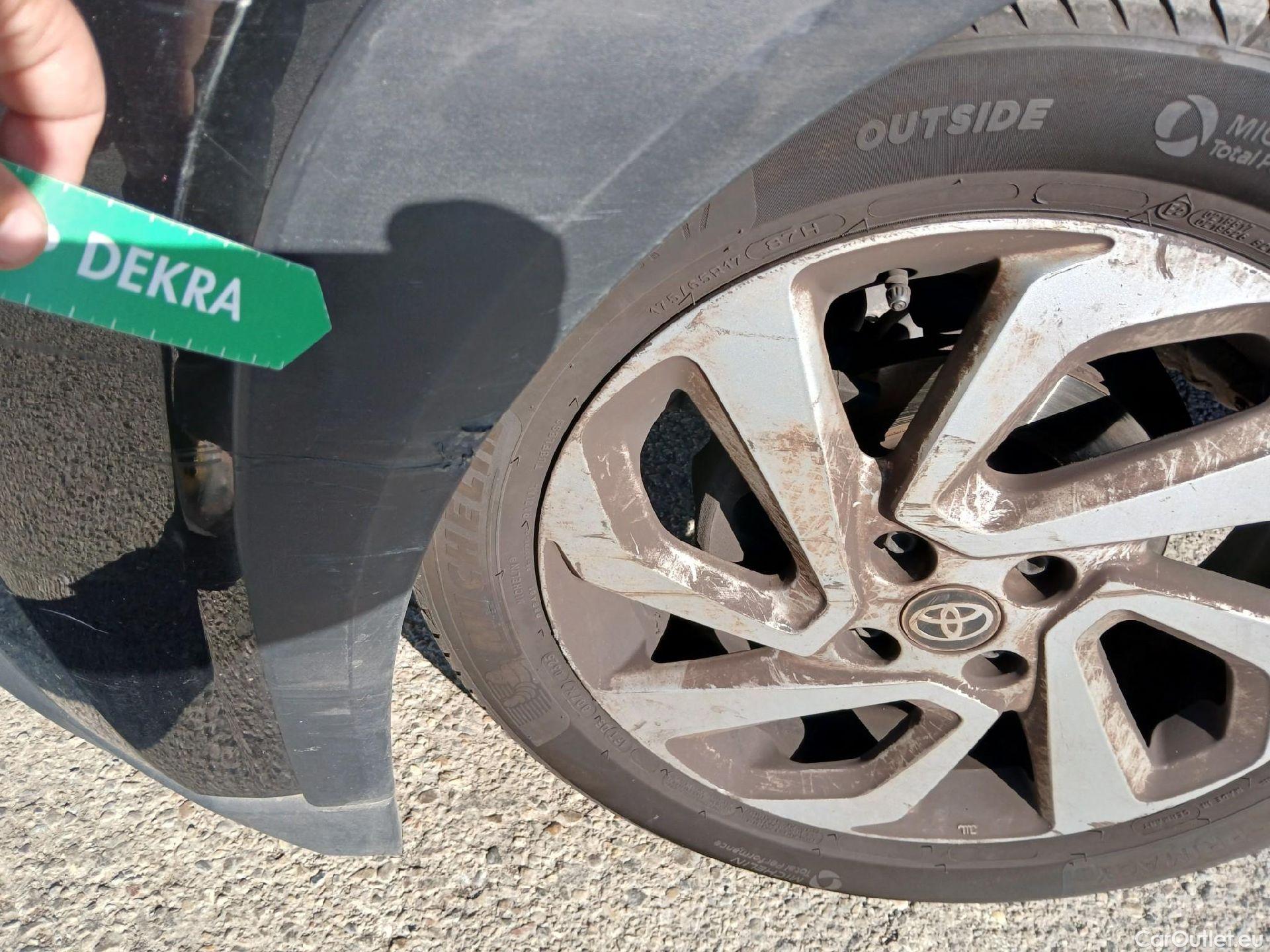  Toyota  Aygo X TOYOTA  Cross / 2022 / 5P / todoterreno 1.0 VVT-I 72CV Play #10