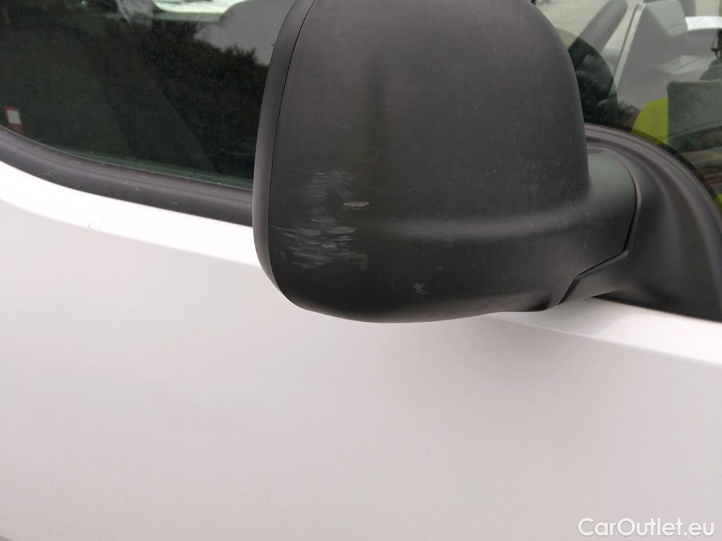  Citroen  Berlingo CITROEN  / 2018 / 4P / combi Talla M BlueHDi 100 S&S LIVE PACK BUSINE #34