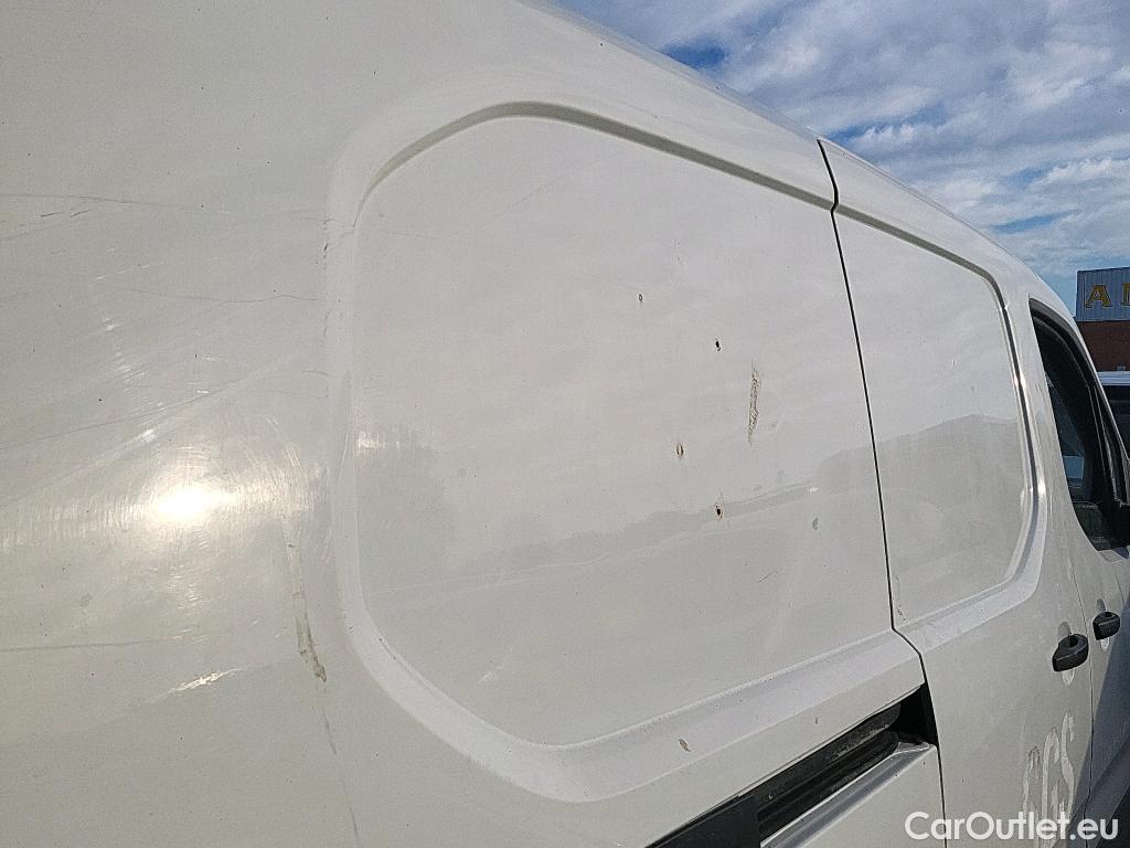  Citroen  Berlingo CITROEN  / 2018 / 4P / furgón derivado de turismo Talla XL BlueHDi 100 CONTROL #5