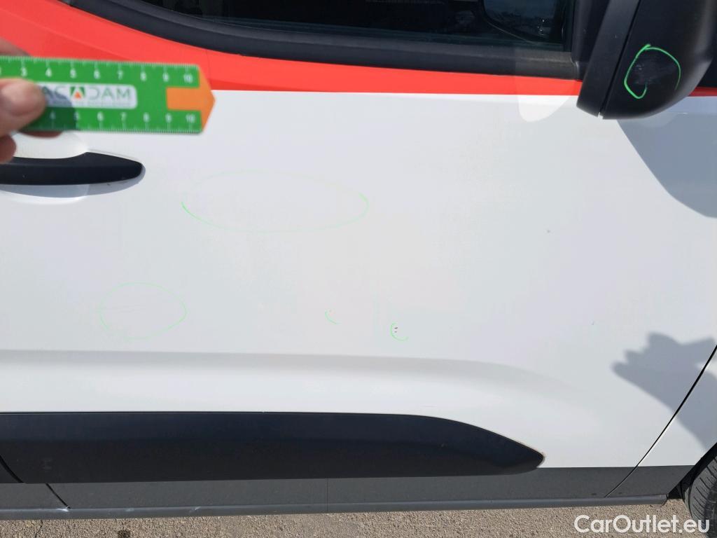  Citroen  Berlingo CITROEN  / 2018 / 4P / furgón derivado de turismo Talla M BlueHDi 130 CLUB #32