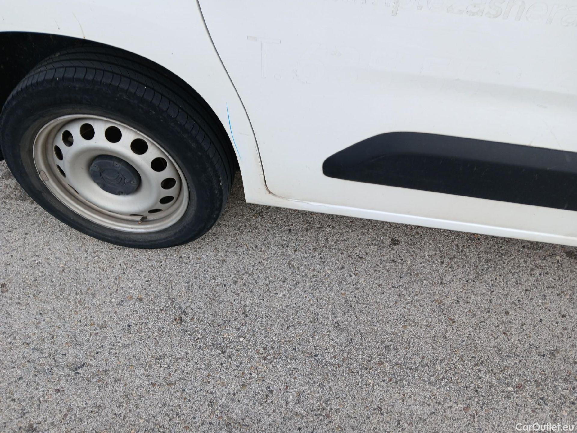  Citroen  Berlingo CITROEN  COMBI Talla M BlueHDi 100 S&S LIVE #20