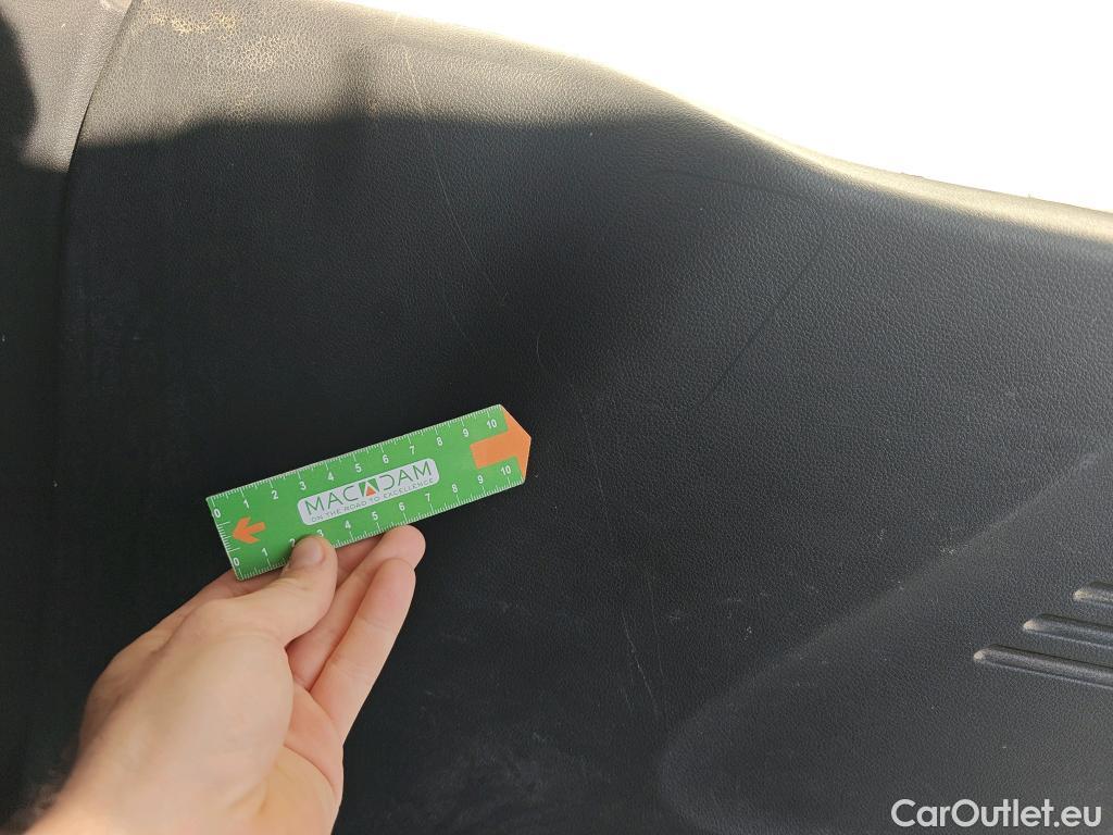  Citroen  Berlingo CITROEN  / 2018 / 3P / furgón derivado de turismo Talla M PureTech 110 CONTROL #4