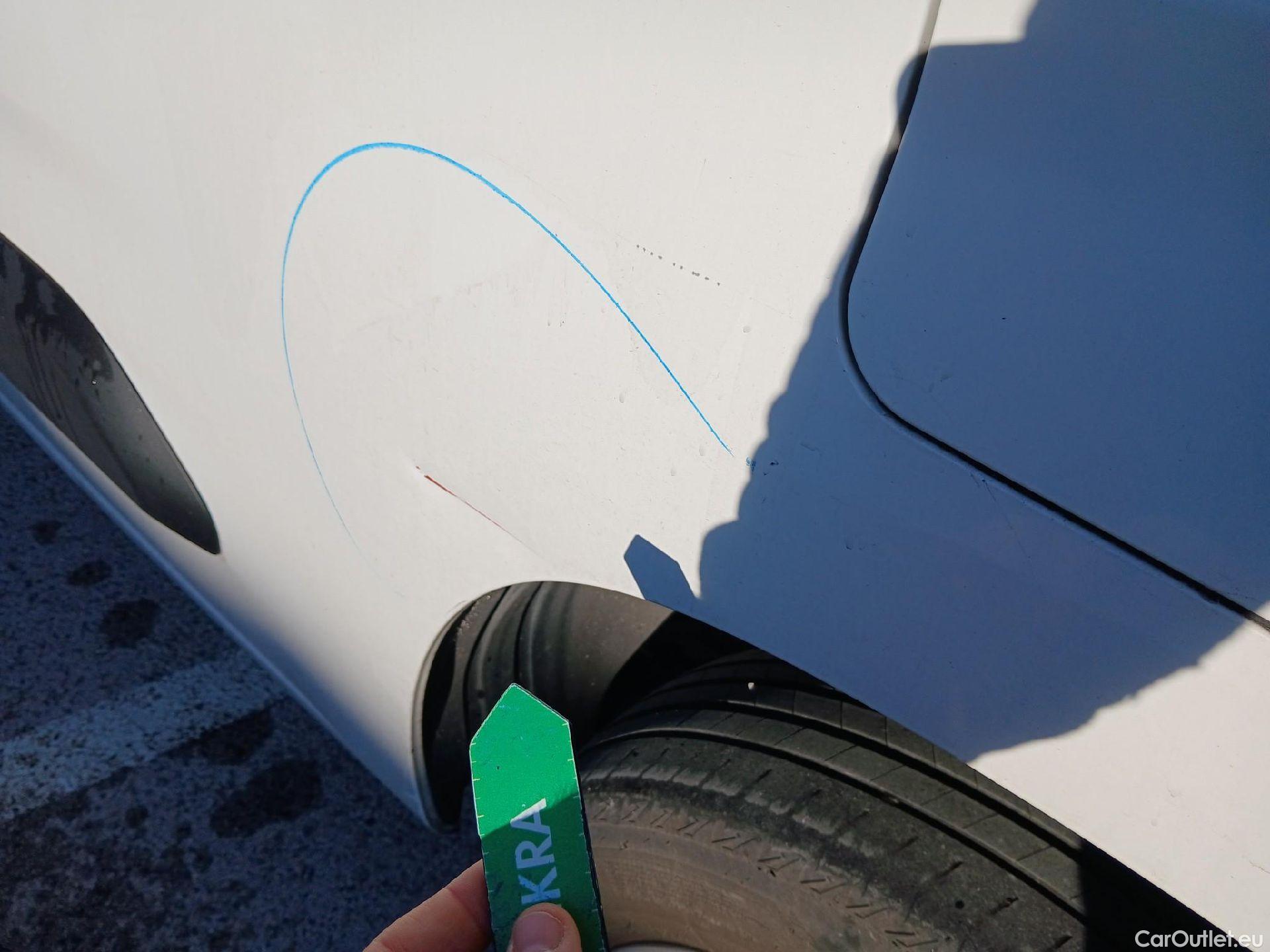  Citroen  Berlingo CITROEN  / 2018 / 3P / furgón derivado de turismo Talla M BlueHDi 100 CONTROL #25