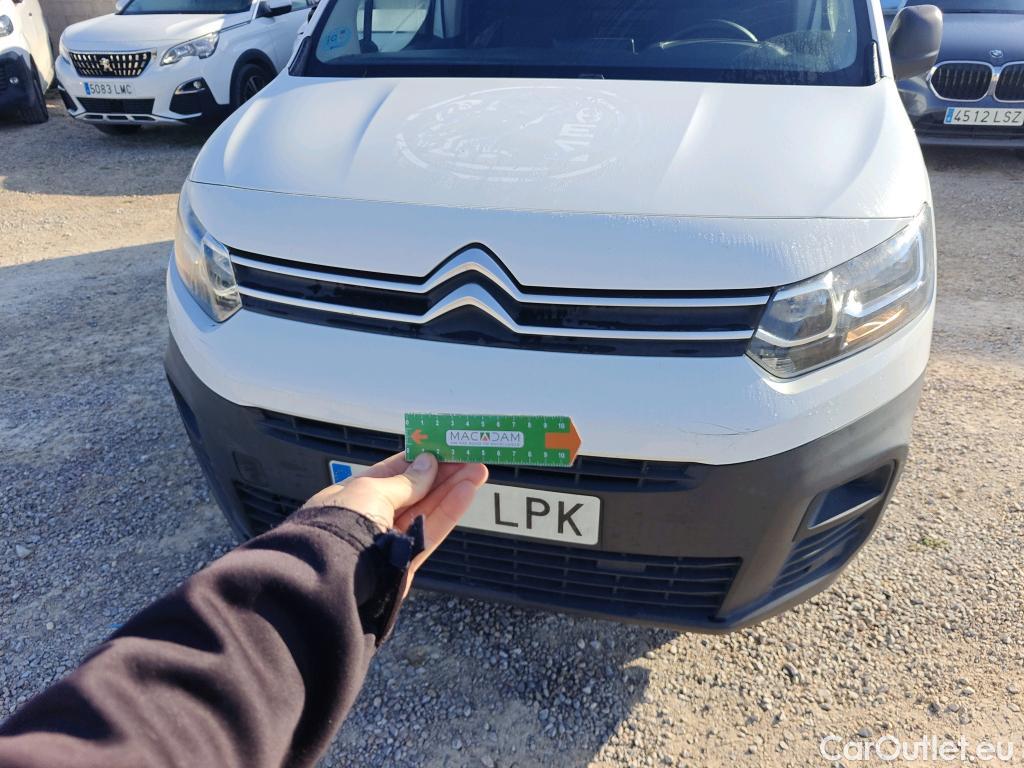  Citroen  Berlingo CITROEN  / 2018 / 3P / furgón derivado de turismo Talla M PureTech 110 CONTROL #55