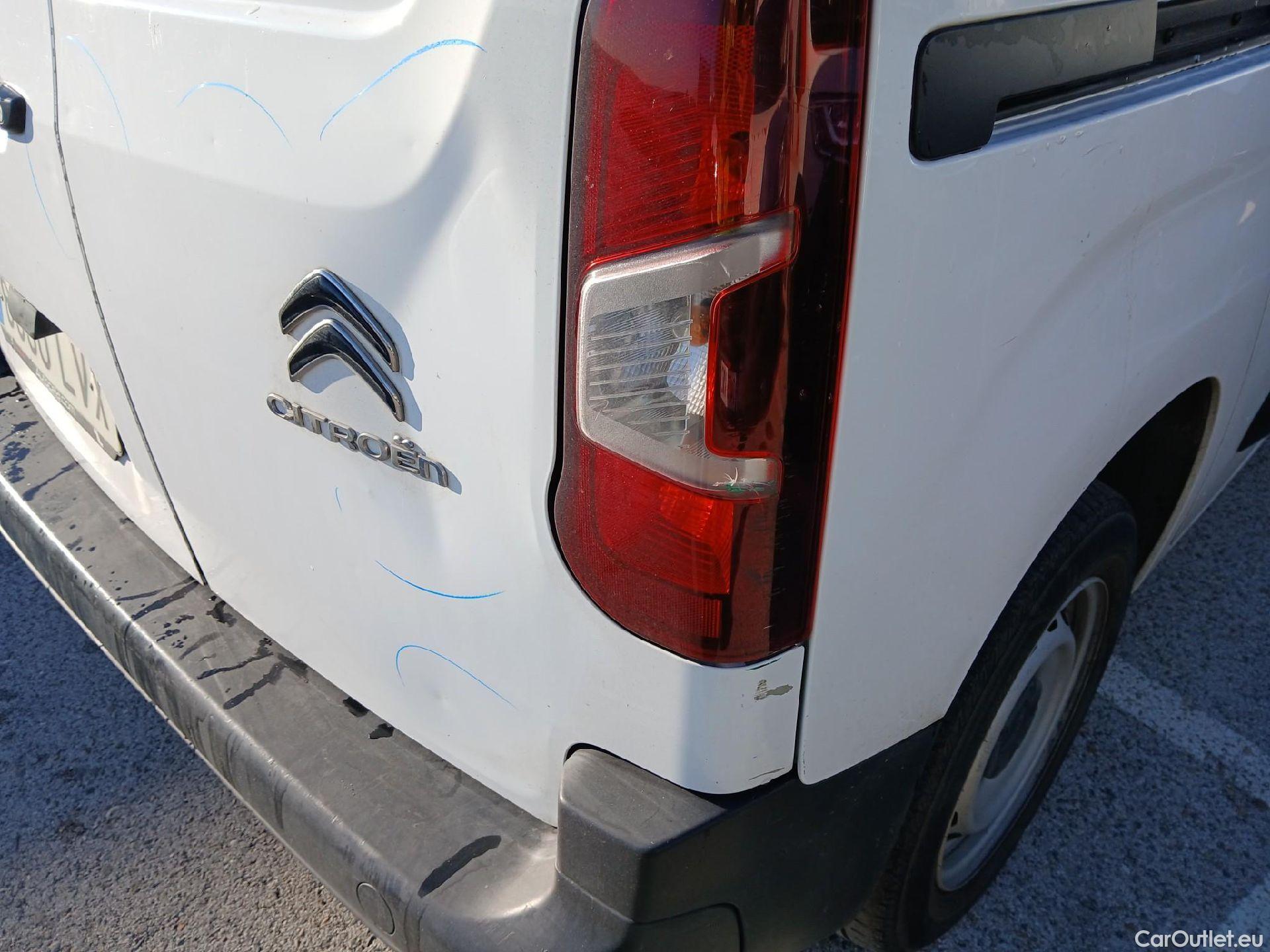  Citroen  Berlingo CITROEN  / 2018 / 3P / furgón derivado de turismo Talla M BlueHDi 100 CONTROL #35