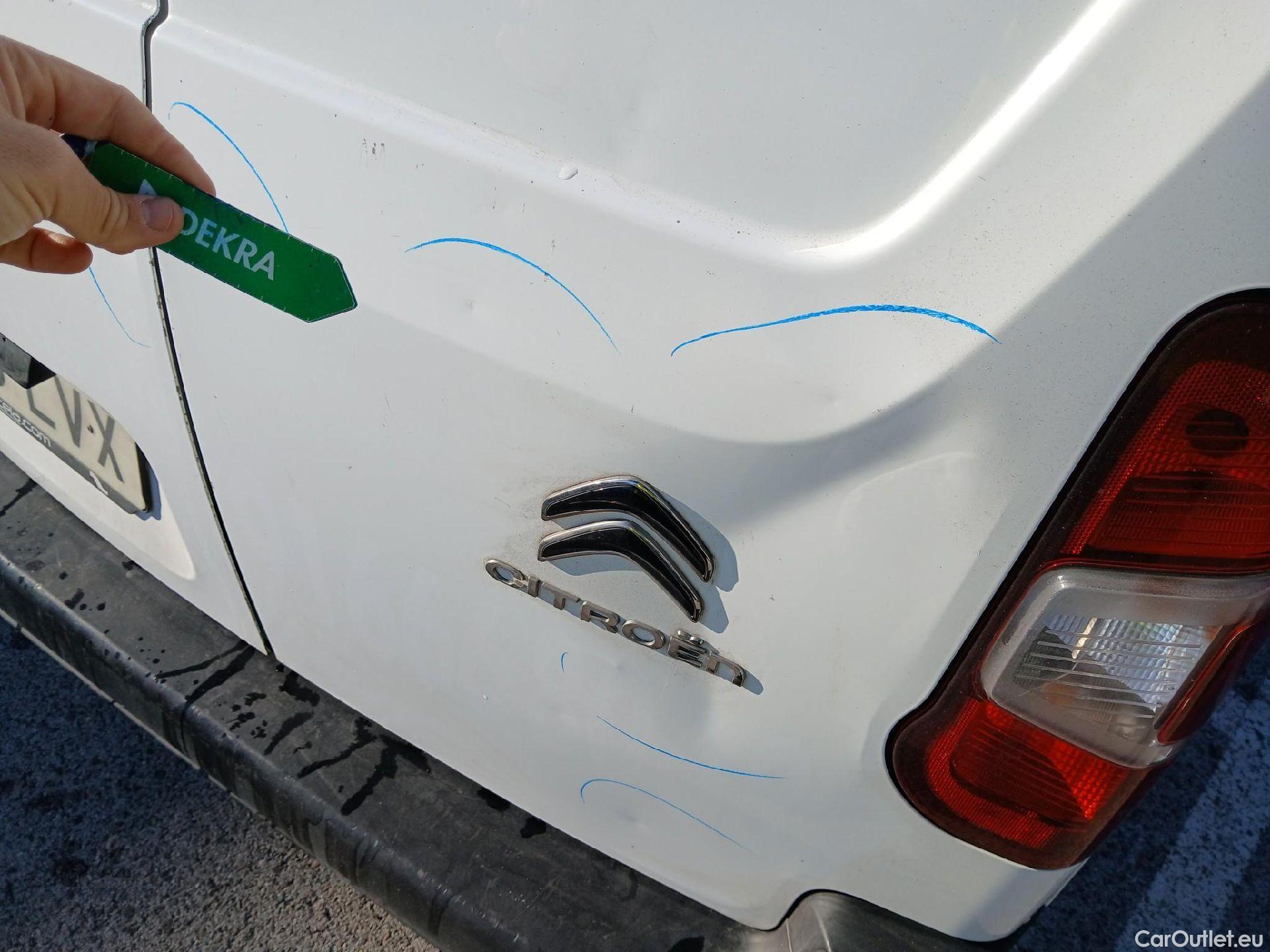  Citroen  Berlingo CITROEN  / 2018 / 3P / furgón derivado de turismo Talla M BlueHDi 100 CONTROL #33