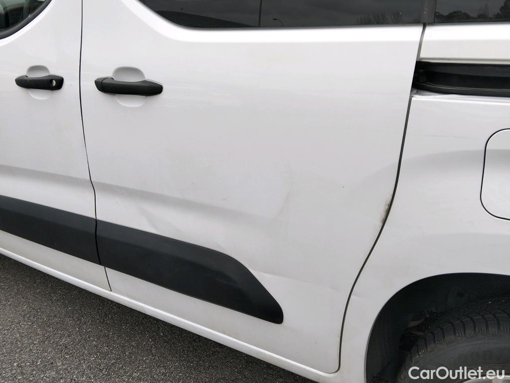  Citroen  Berlingo CITROEN  / 2018 / 4P / combi Talla M BlueHDi 100 S&S LIVE PACK BUSINE #3