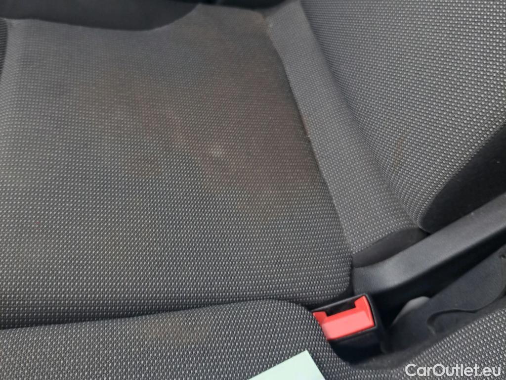  Citroen  Berlingo CITROEN  / 2018 / 4P / furgón derivado de turismo Talla M BlueHDi 130 CLUB #19