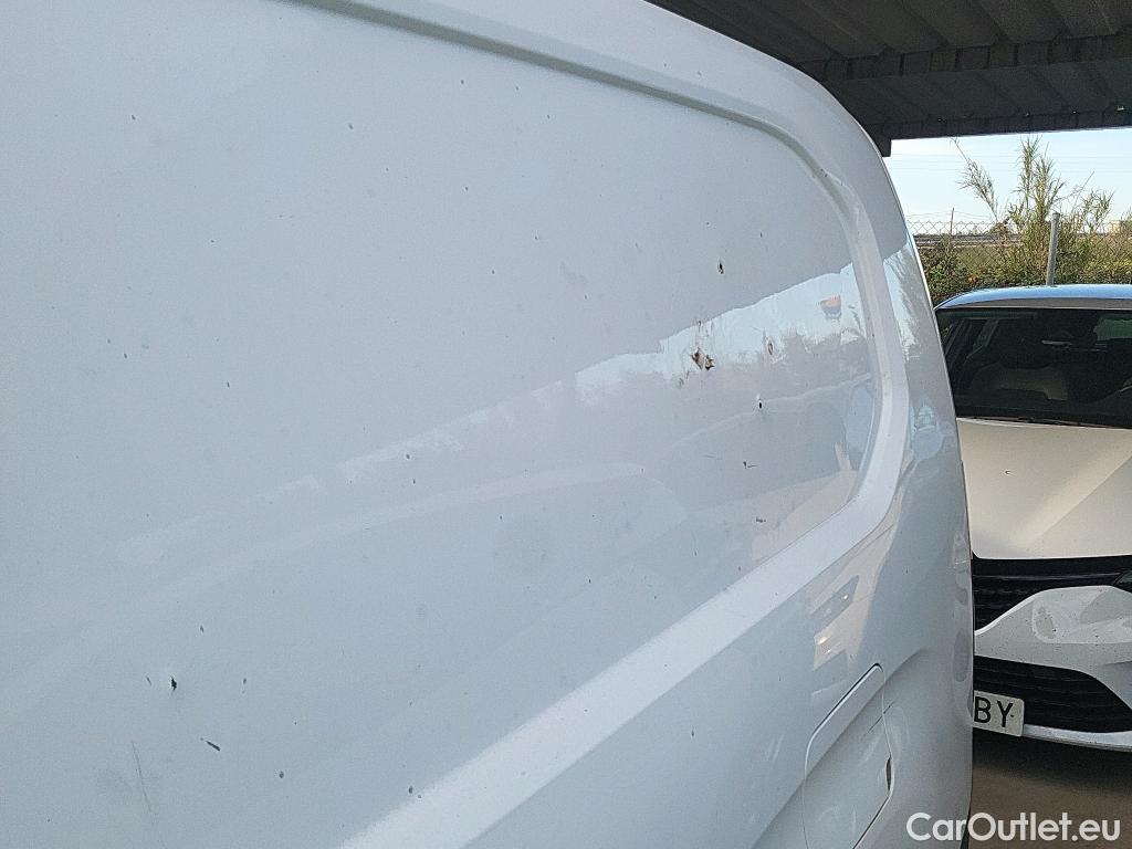  Citroen  Berlingo CITROEN  / 2018 / 4P / furgón derivado de turismo Talla XL BlueHDi 100 CONTROL #3