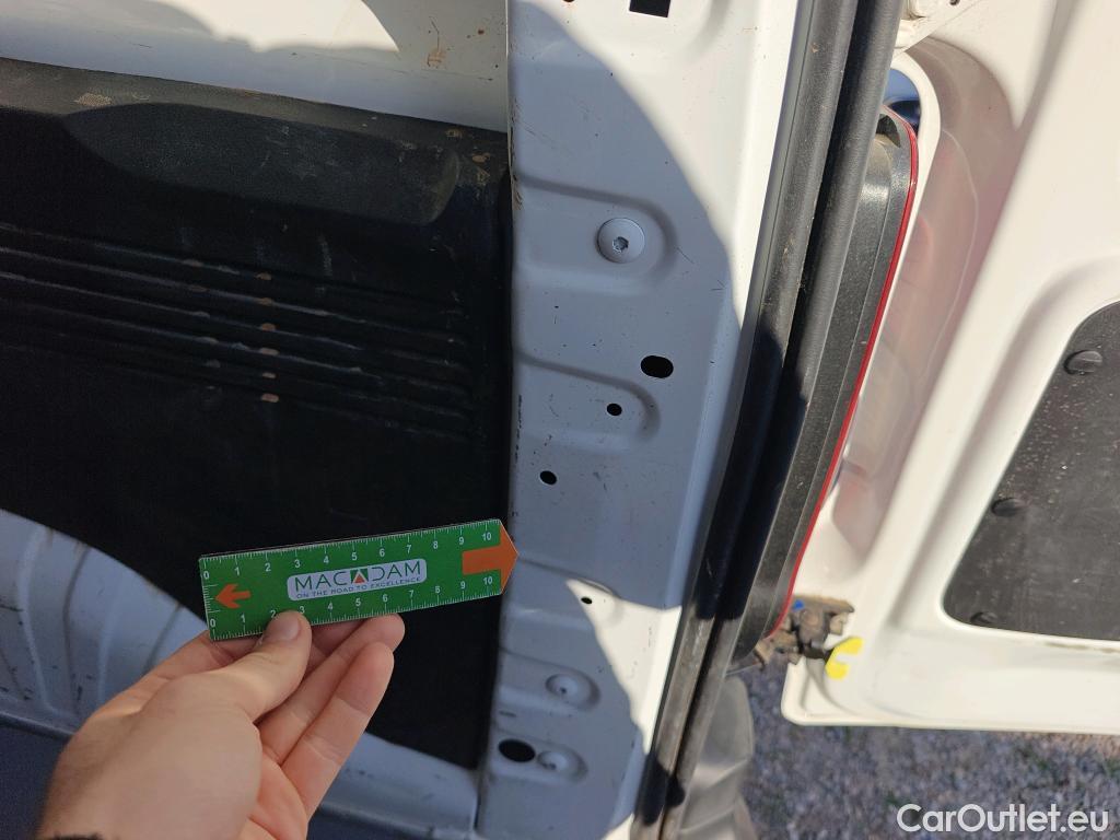  Citroen  Berlingo CITROEN  / 2018 / 3P / furgón derivado de turismo Talla M PureTech 110 CONTROL #34