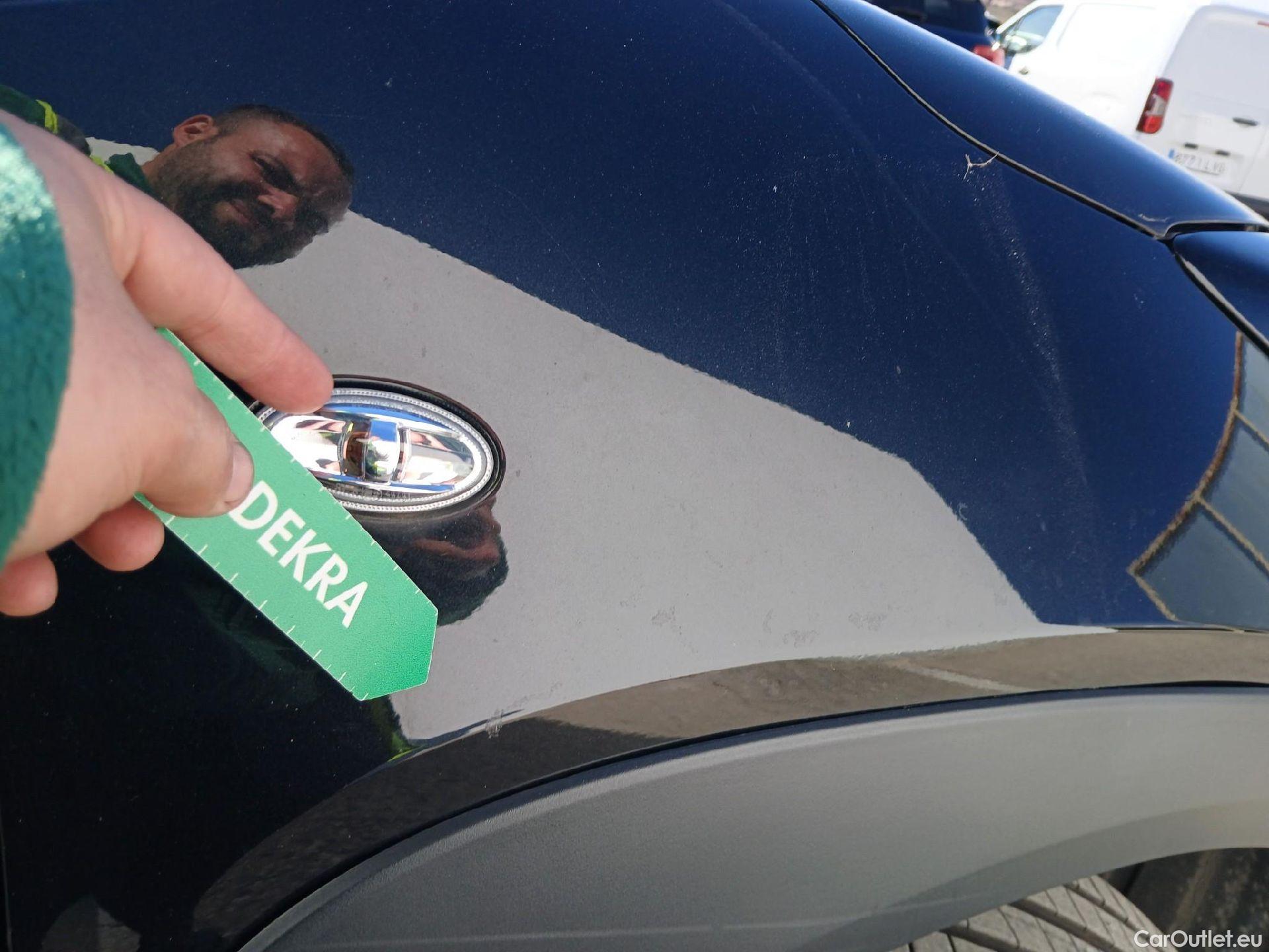  Toyota  Aygo X TOYOTA  Cross / 2022 / 5P / todoterreno 1.0 VVT-I 72CV Play #41