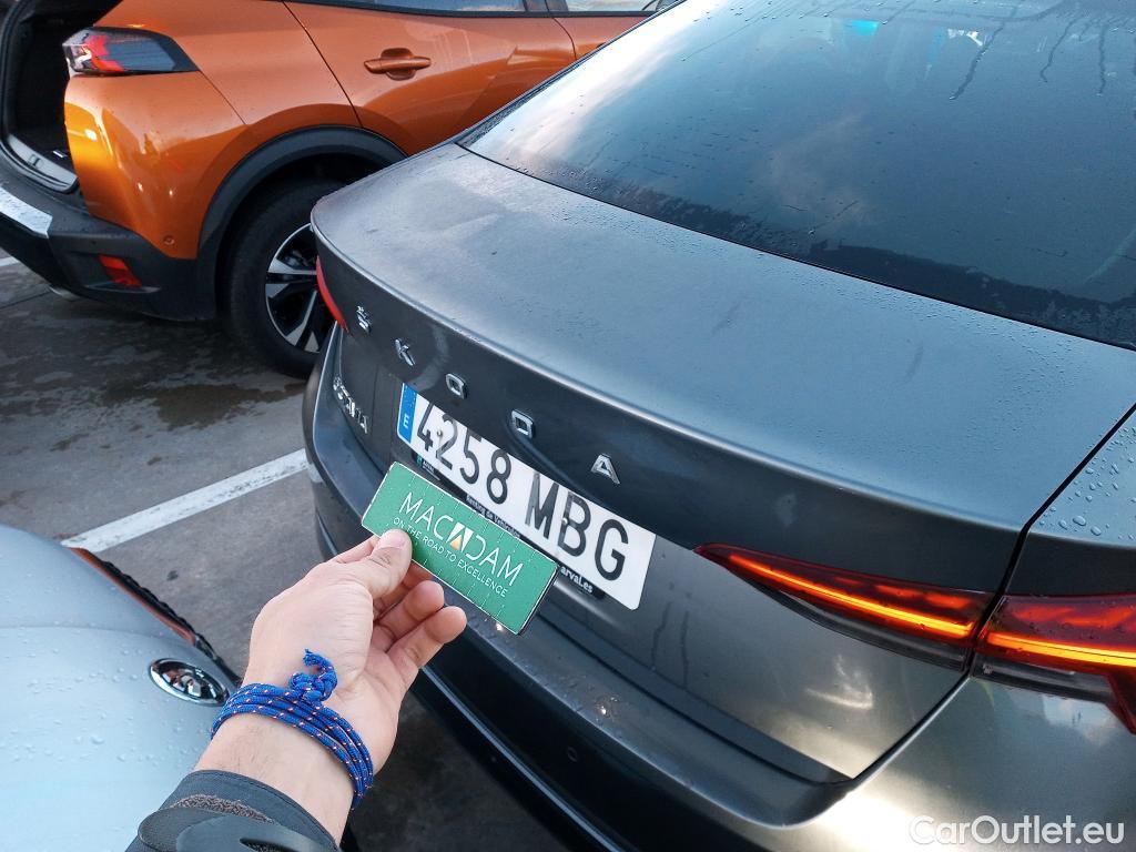  Skoda  Octavia SKODA  / 2020 / 5P / berlina con portón 2.0 TDI 110kW (150CV) Manual Ambition #4