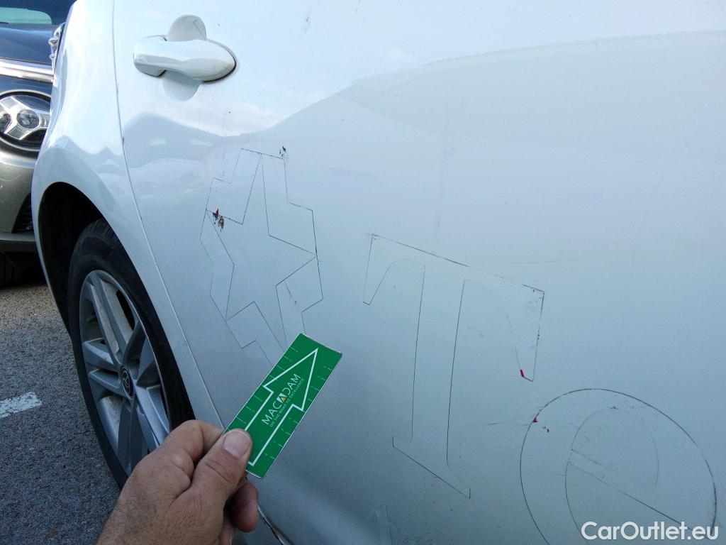  Toyota  Corolla TOYOTA  1.8 125H ACTIVE TECH E-CVT #29