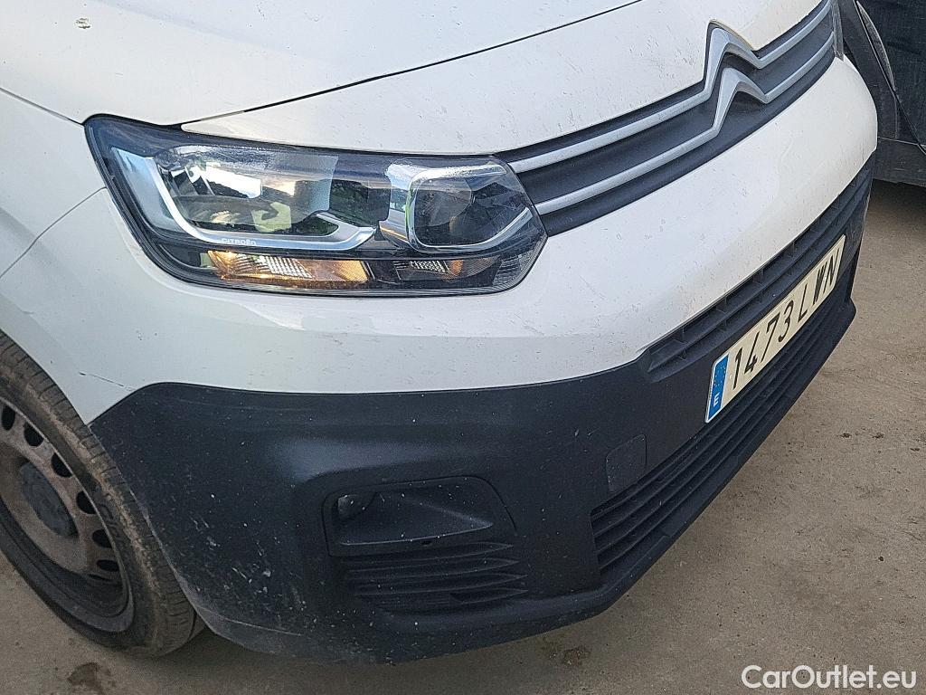  Citroen  Berlingo CITROEN  / 2018 / 4P / furgón derivado de turismo Talla XL BlueHDi 100 CONTROL #18