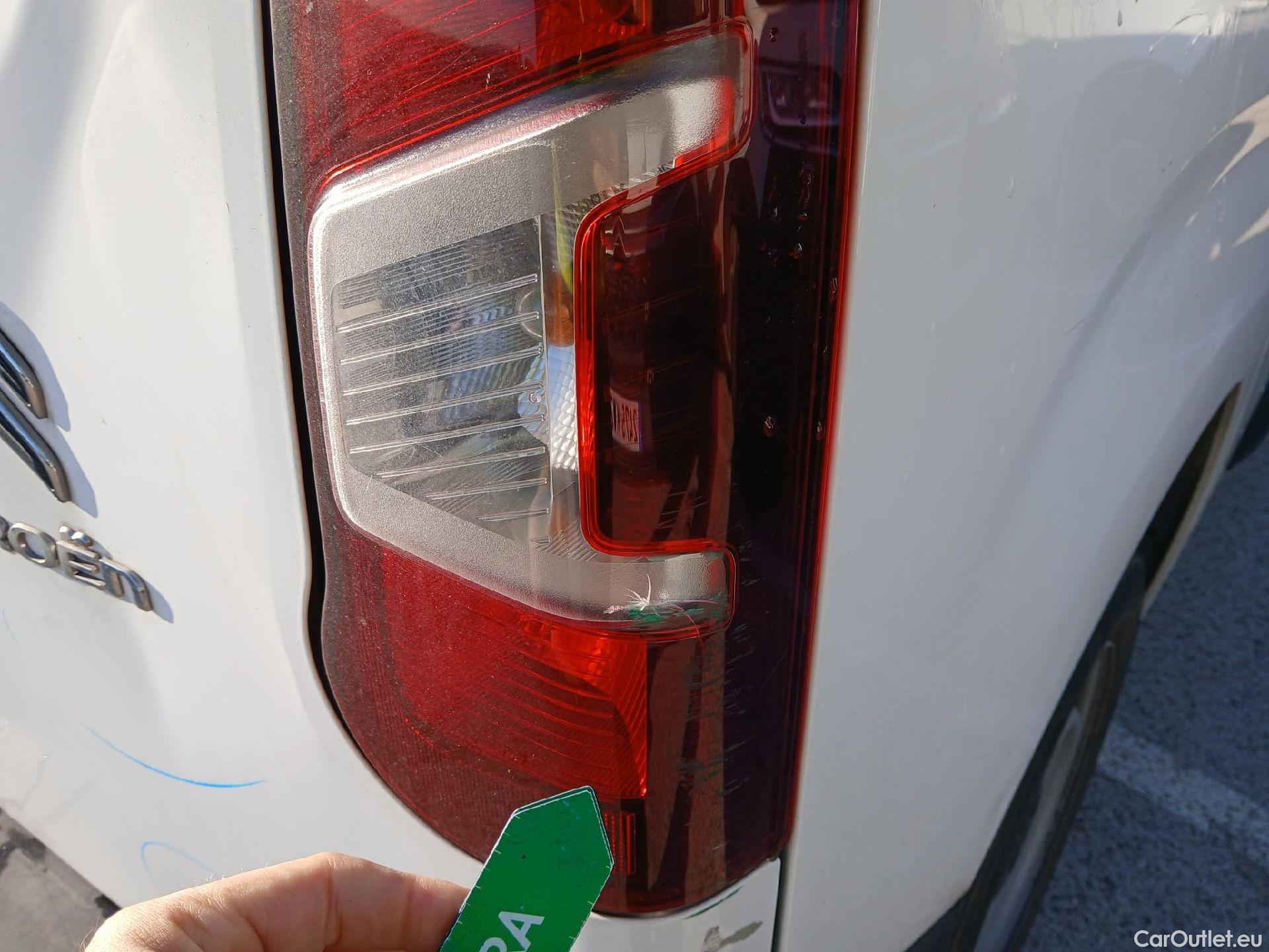  Citroen  Berlingo CITROEN  / 2018 / 3P / furgón derivado de turismo Talla M BlueHDi 100 CONTROL #36