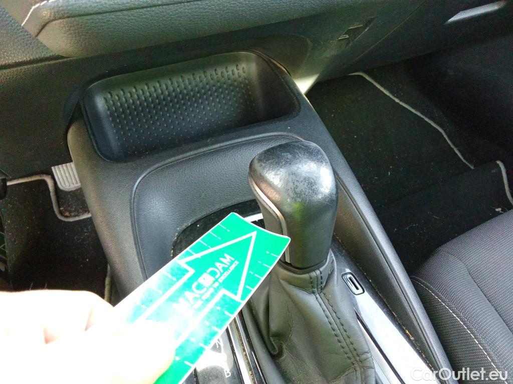  Toyota  Corolla TOYOTA  1.8 125H ACTIVE TECH E-CVT #42