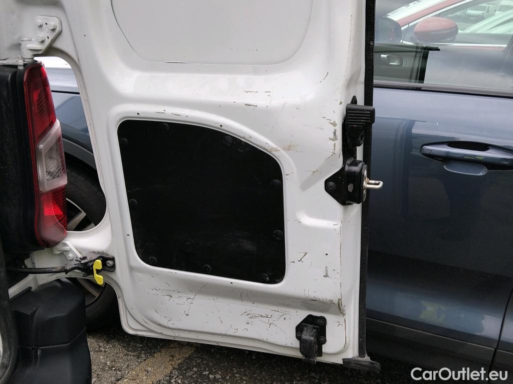  Citroen  Berlingo CITROEN  / 2018 / 3P / furgón derivado de turismo Talla M BlueHDi 100 CONTROL #3