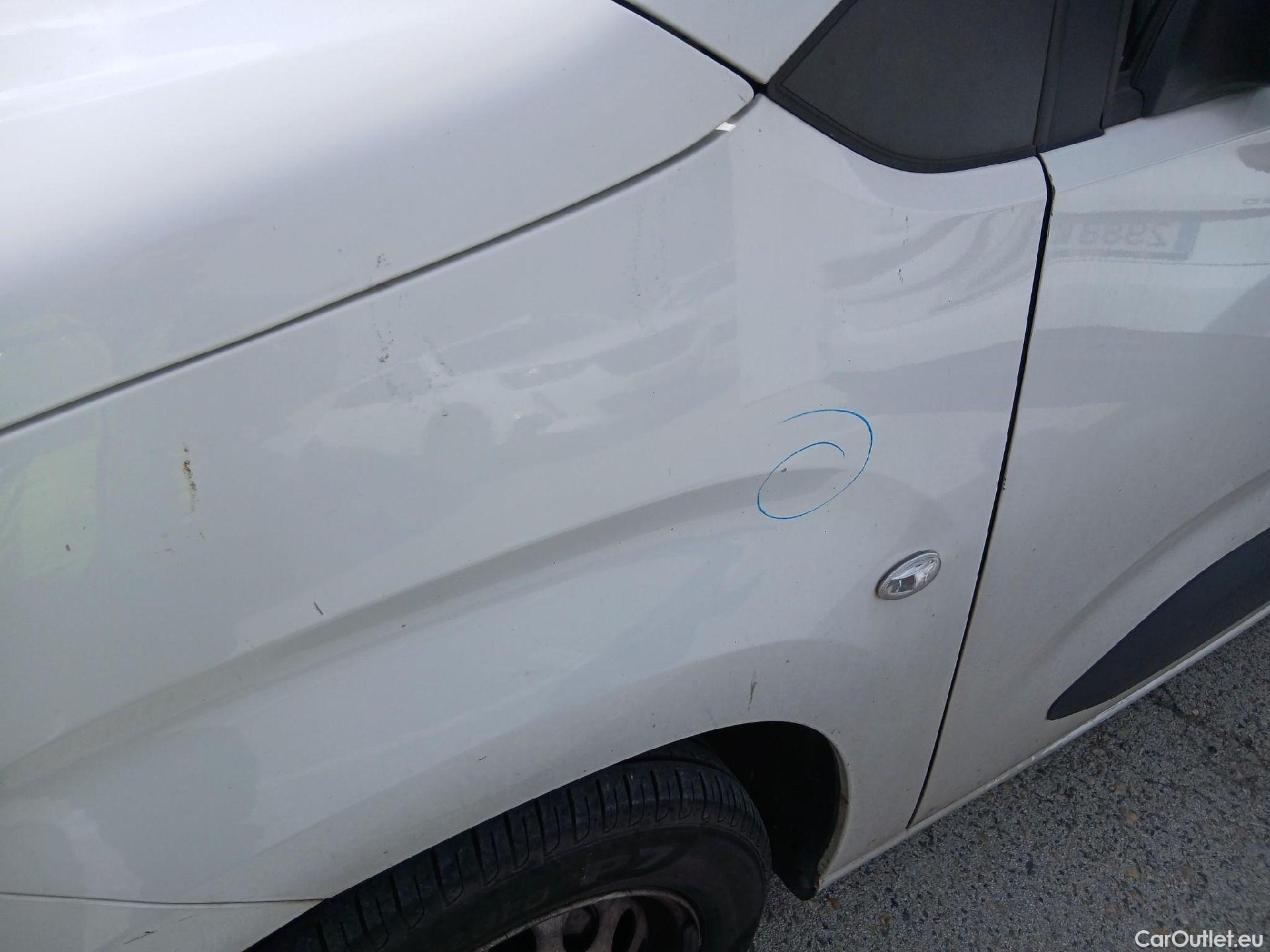  Citroen  Berlingo CITROEN  / 2018 / 4P / furgón derivado de turismo Talla XL BlueHDi 100 CONTROL #10