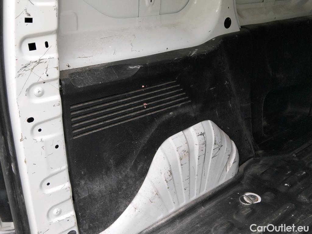  Citroen  Berlingo CITROEN  / 2018 / 3P / furgón derivado de turismo Talla M BlueHDi 100 CONTROL #23