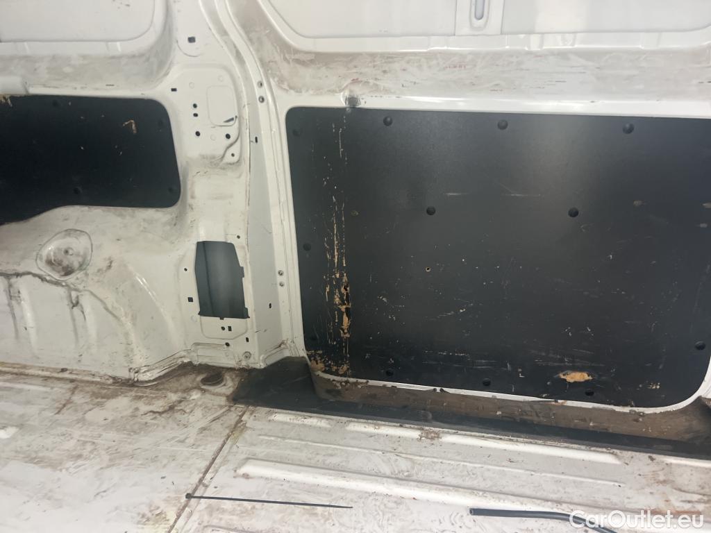  Opel  Vivaro OPEL  / 2019 / 4P / furgón 2.0 Diésel 88kW (120CV) L Inc. Select #34