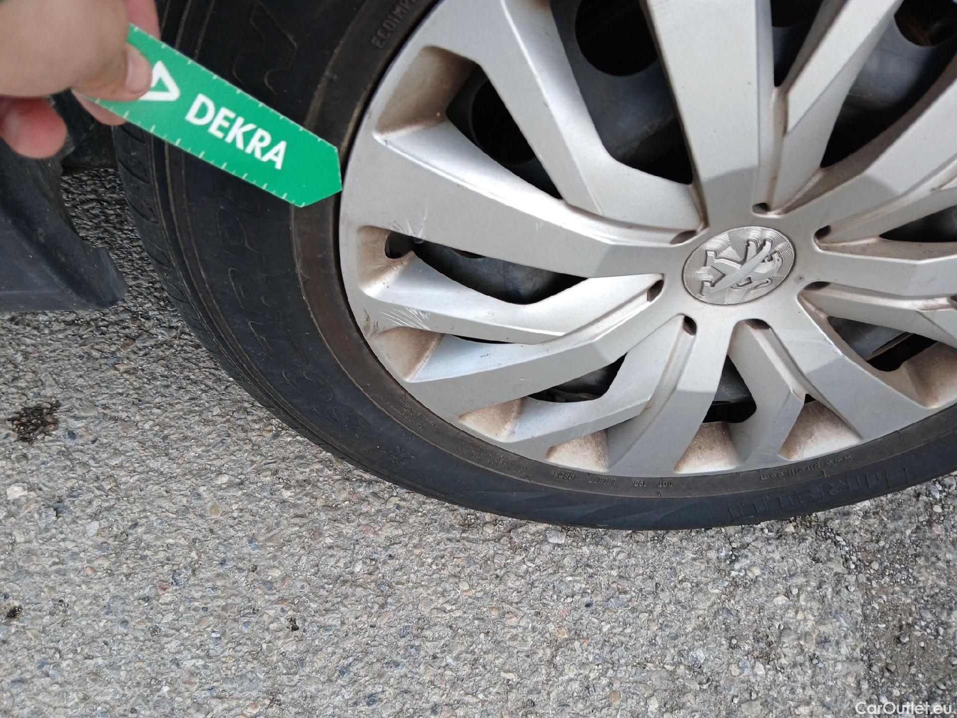  Peugeot  RIFTER PEUGEOT  / 2018 / 4P / combi Active Standard BlueHDi 73kW (IND) (CX2) #48