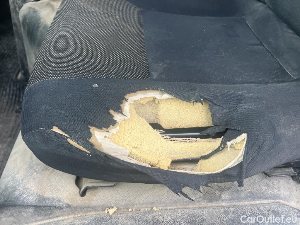  Nissan  NV400 NISSAN NT400 / 2014 / 2P / pick-up de lados abatibles 35.13/2 Básico CAL Cabina Abatible Media #18