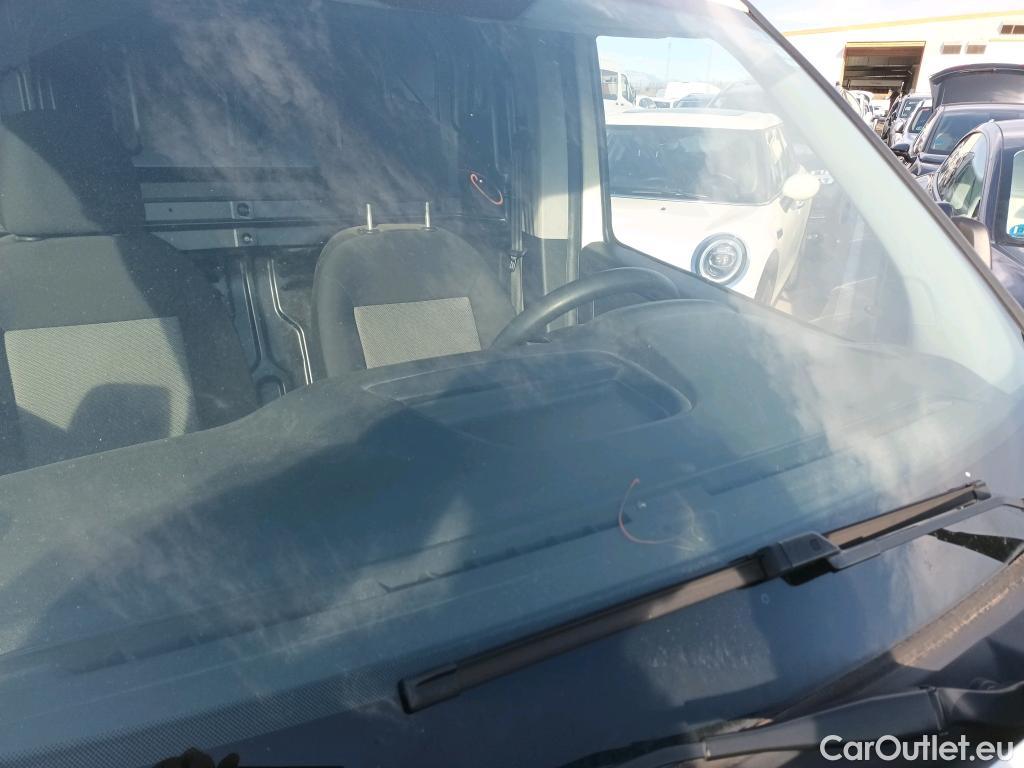  Fiat  Doblo FIAT Doblò Cargo/2015/3P/furgón derivado de turismo Cargo Base 1.6 Mjet 66kW (90CV) #1