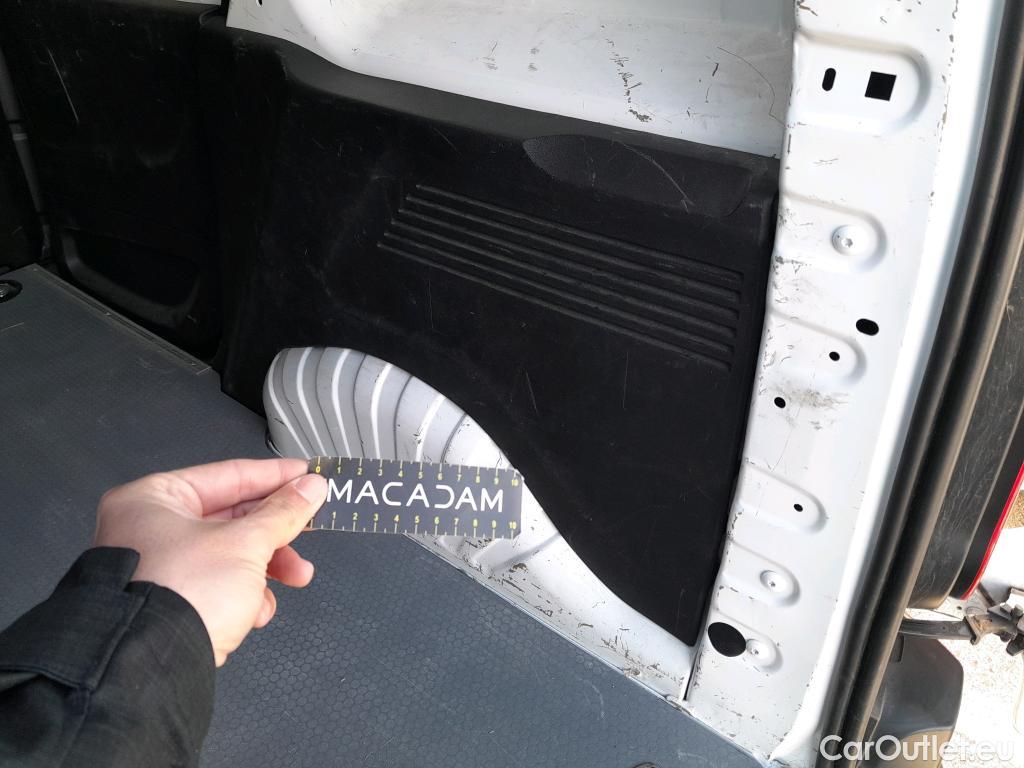  Opel  Combo OPEL  / 2018 / 3P / furgón derivado de turismo 1.5 TD S/S 75kW (100CV) Express L H1 650 #41