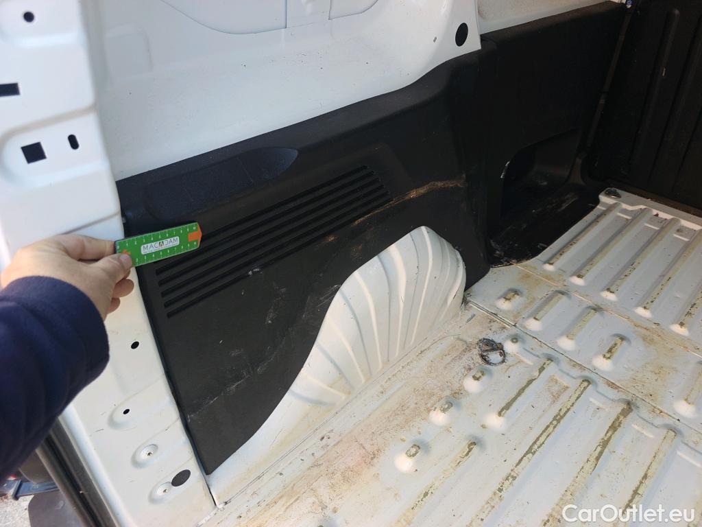  Opel  Combo OPEL  / 2018 / 3P / furgón derivado de turismo 1.5 TD 75kW (100CV) Express L H1 650kg (AC) #31