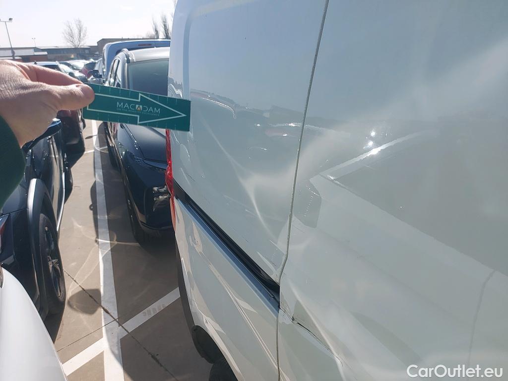  Fiat  Doblo FIAT Doblò Cargo/2015/4P/furgón derivado de turismo Cargo SX 1.6 Mjet 66kW (90CV) (AC) #14