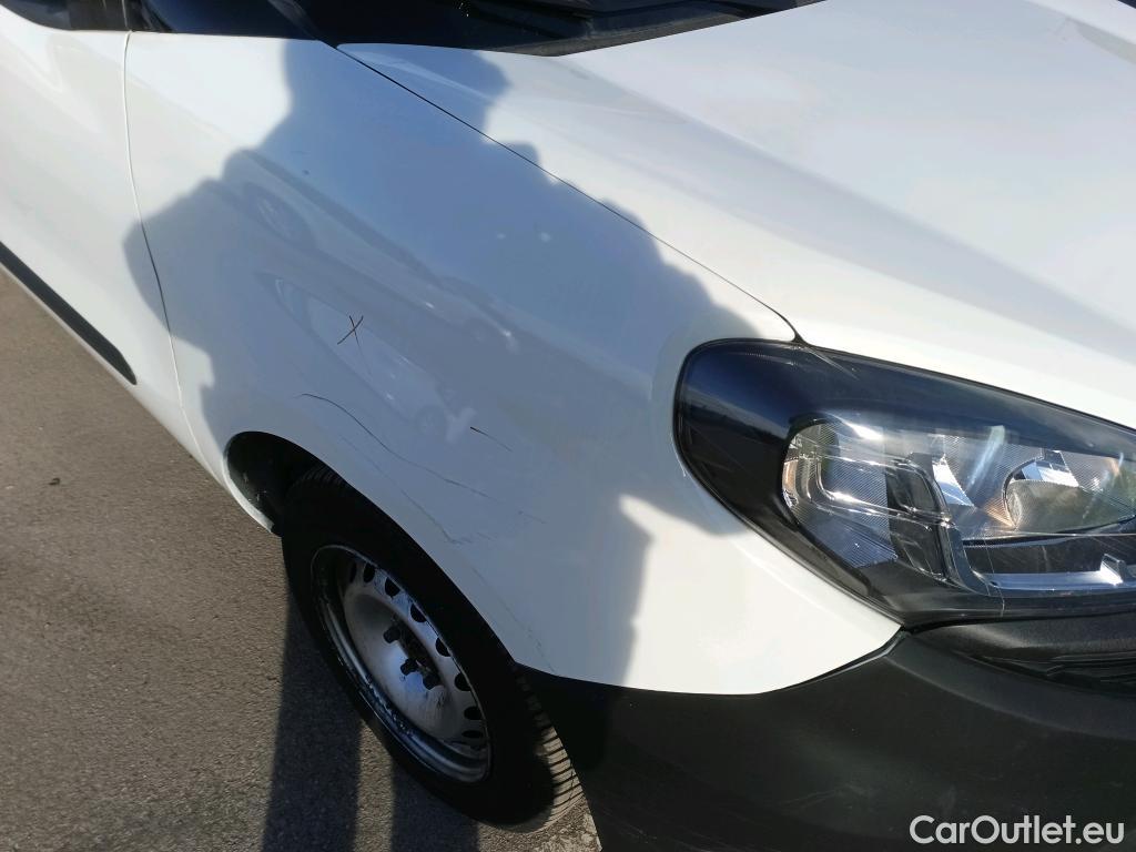  Fiat  Doblo FIAT Doblò Cargo/2015/3P/furgón derivado de turismo Cargo Base 1.6 Mjet 66kW (90CV) #12