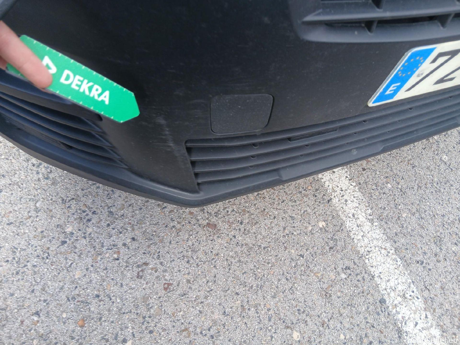  Citroen  Berlingo CITROEN  / 2018 / 4P / furgón derivado de turismo Talla XL BlueHDi 100 CONTROL #8