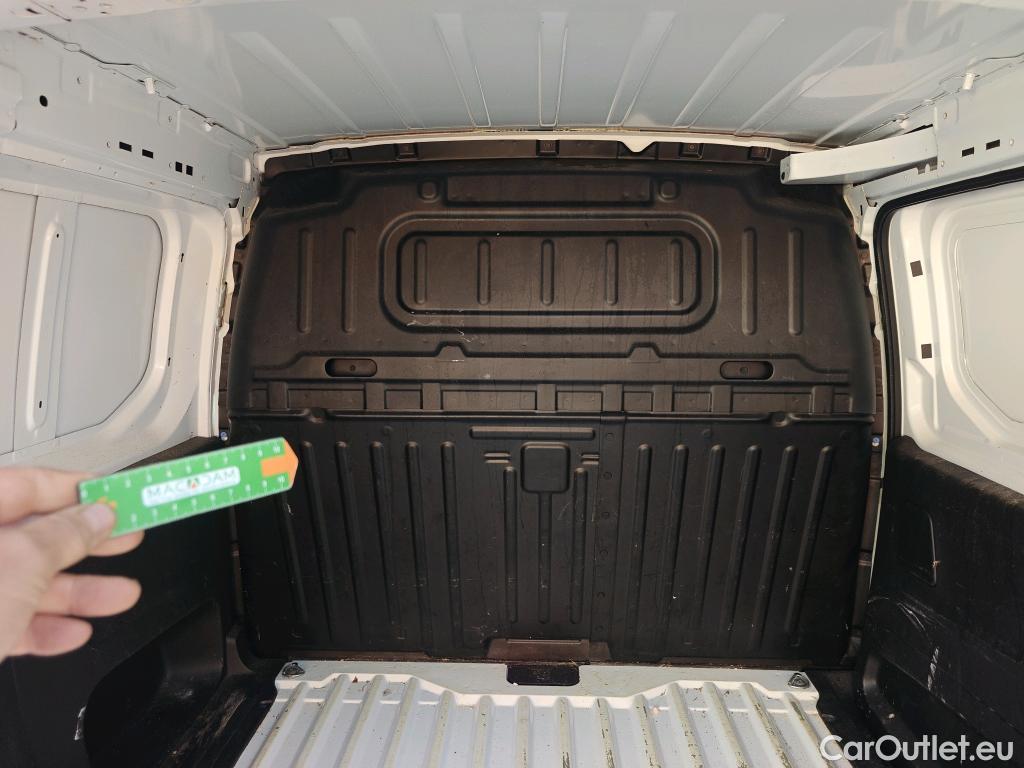  Opel  Combo OPEL  / 2018 / 3P / furgón derivado de turismo 1.5 TD 75kW (100CV) Express L H1 650kg (AC) #25