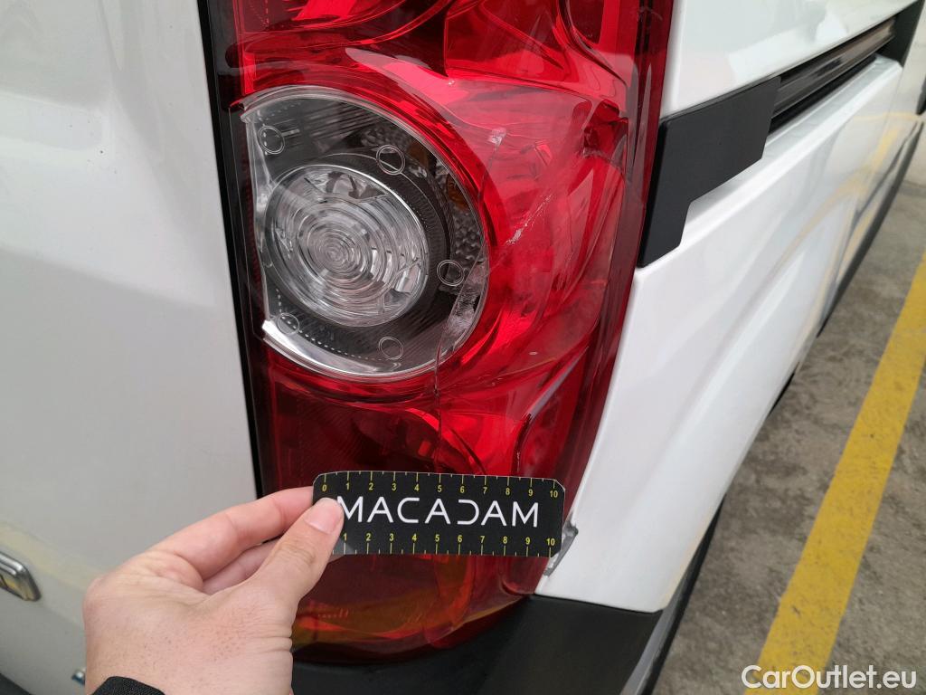  Fiat  Doblo FIAT Doblò Cargo/2015/3P/furgón derivado de turismo Cargo Base Plus 1.4 Tjet 89kW GNC  #17