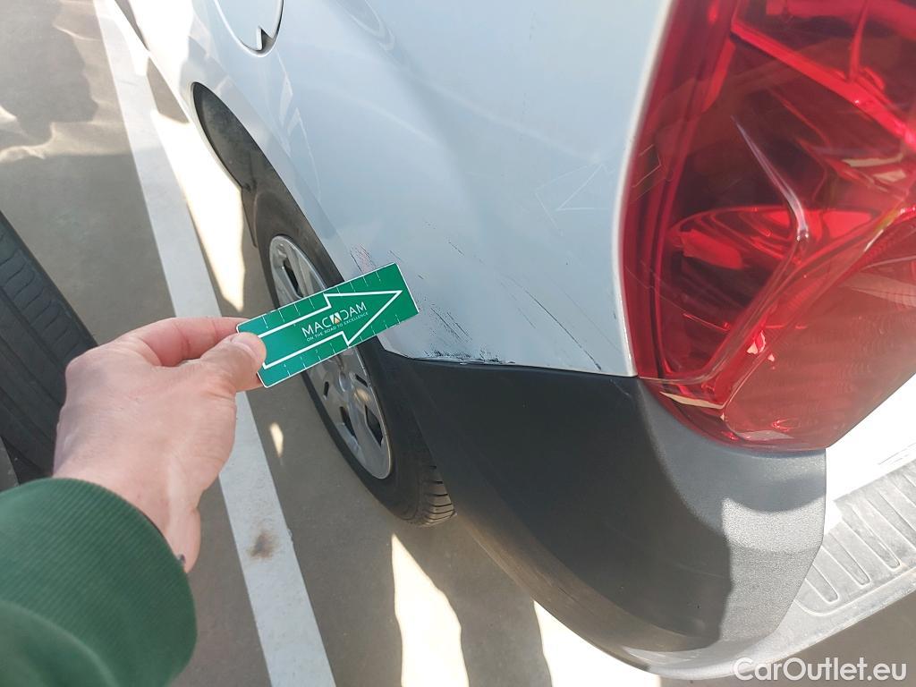  Fiat  Doblo FIAT Doblò Cargo/2015/4P/furgón derivado de turismo Cargo SX 1.6 Mjet 66kW (90CV) (AC) #4