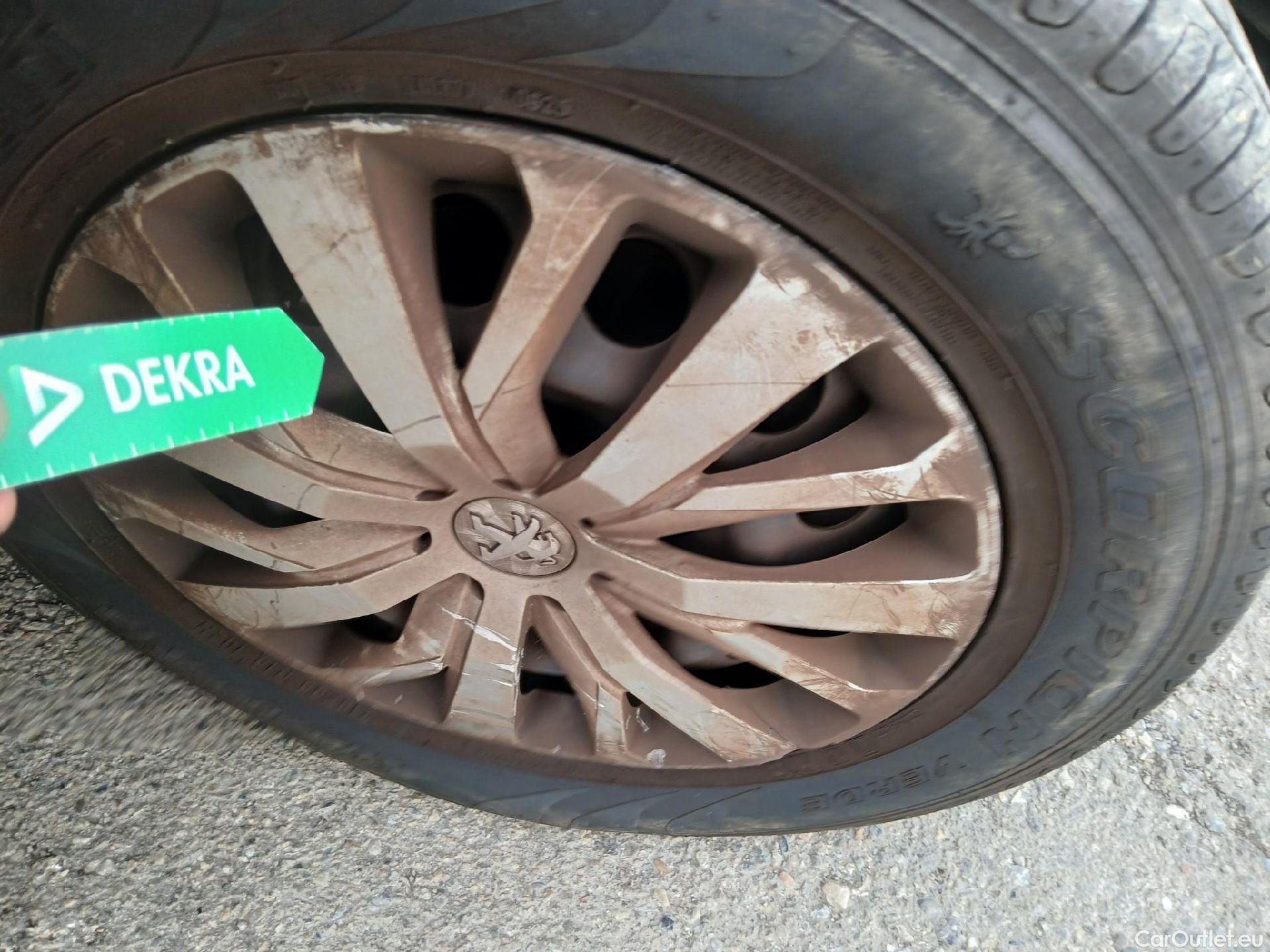  Peugeot  RIFTER PEUGEOT  / 2018 / 4P / combi Active Standard BlueHDi 73kW (IND) (CX2) #86