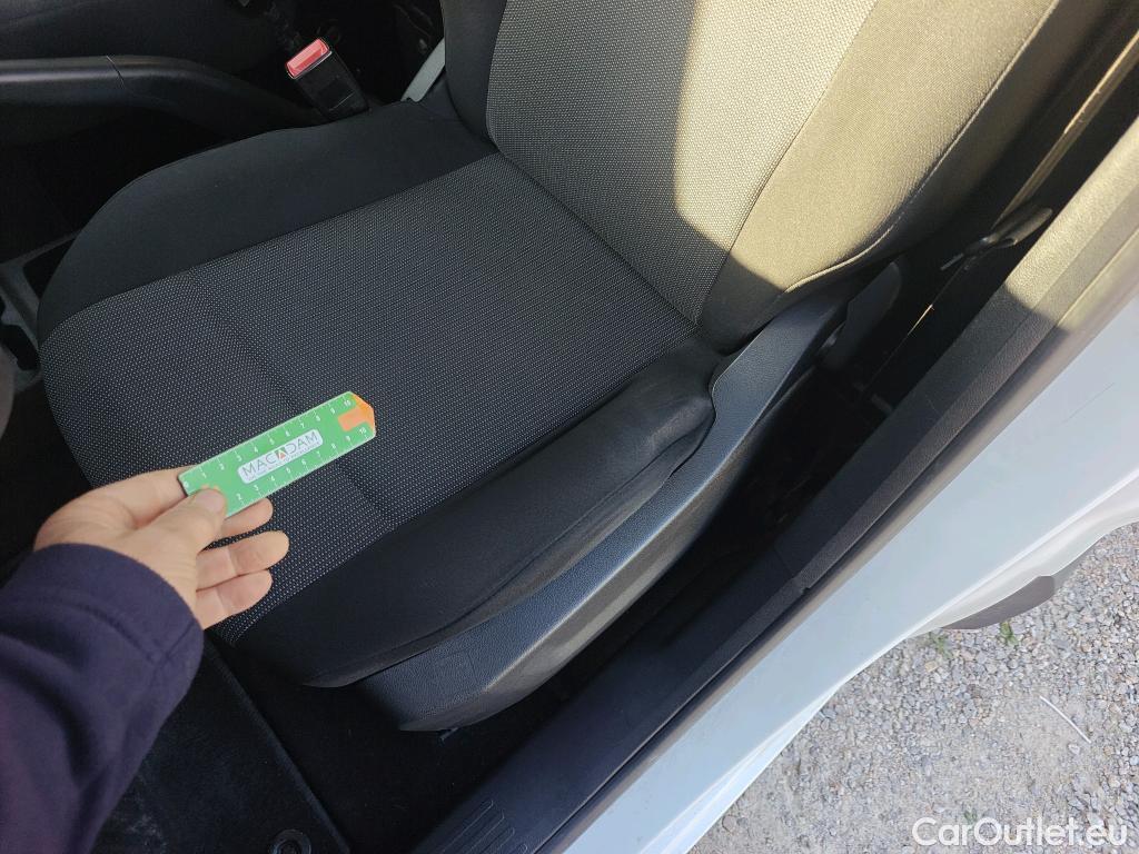  Opel  Combo OPEL  / 2018 / 3P / furgón derivado de turismo 1.5 TD 75kW (100CV) Express L H1 650kg (AC) #13