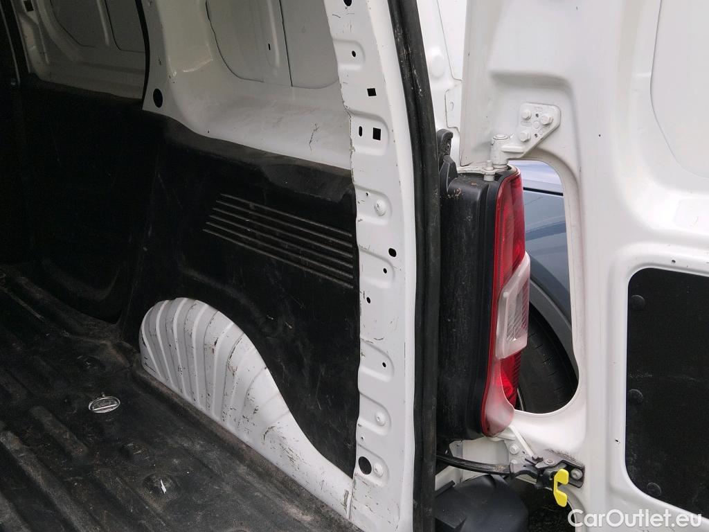  Citroen  Berlingo CITROEN  / 2018 / 3P / furgón derivado de turismo Talla M BlueHDi 100 CONTROL #6