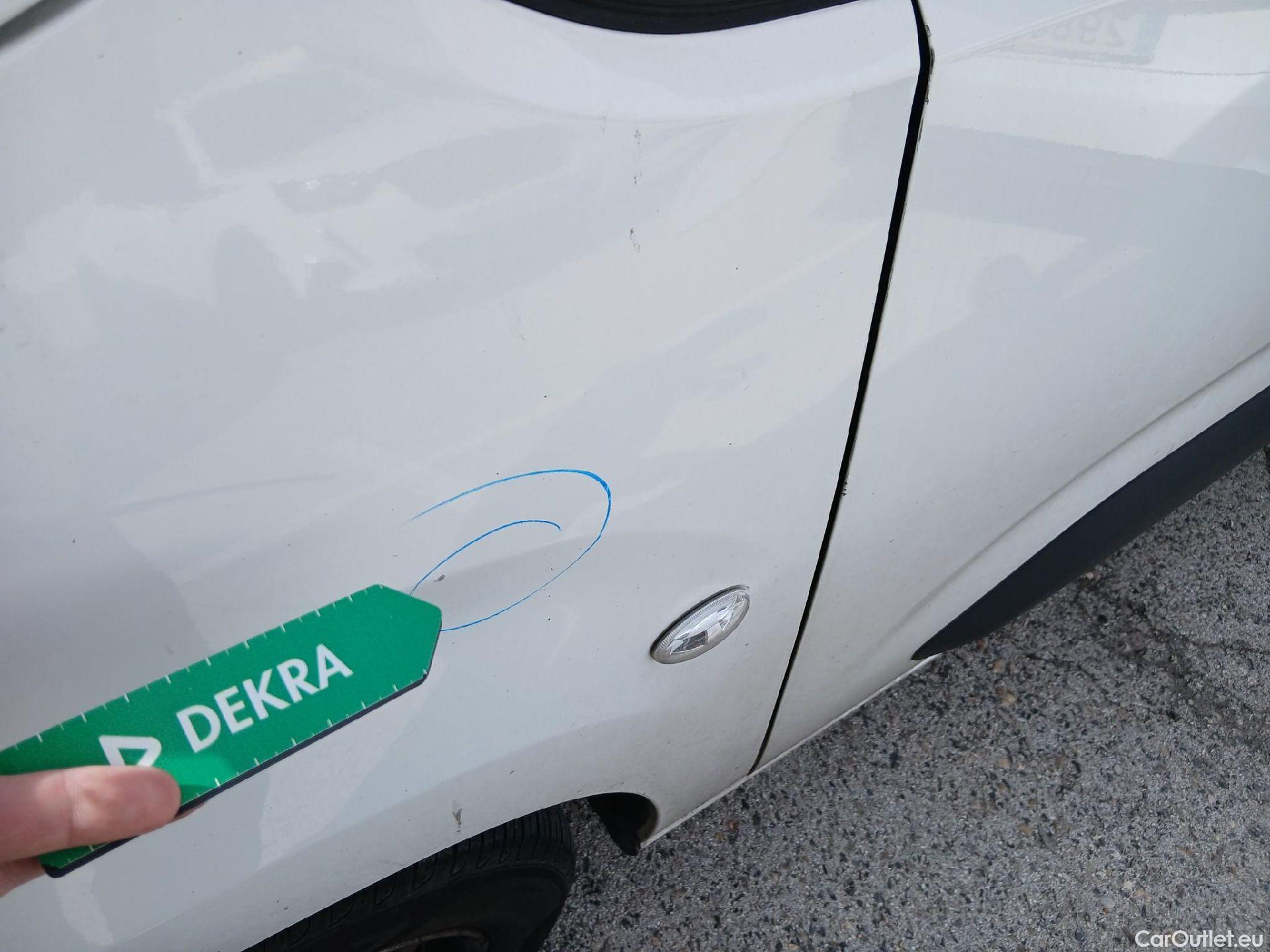  Citroen  Berlingo CITROEN  / 2018 / 4P / furgón derivado de turismo Talla XL BlueHDi 100 CONTROL #9