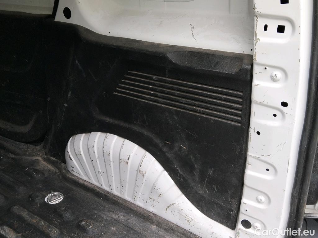  Citroen  Berlingo CITROEN  / 2018 / 3P / furgón derivado de turismo Talla M BlueHDi 100 CONTROL #20